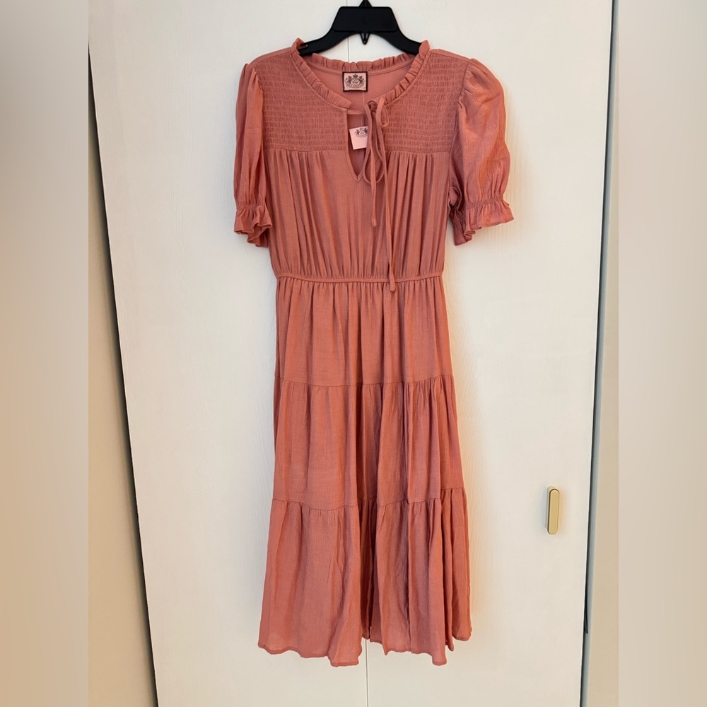 Juice Couture Gorgeous Midi Dress In Blush . Size 6